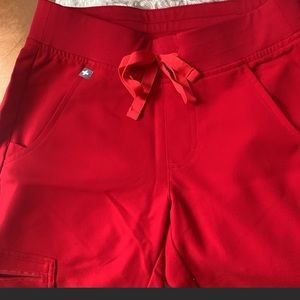 Figs Joggers red size xxs/p